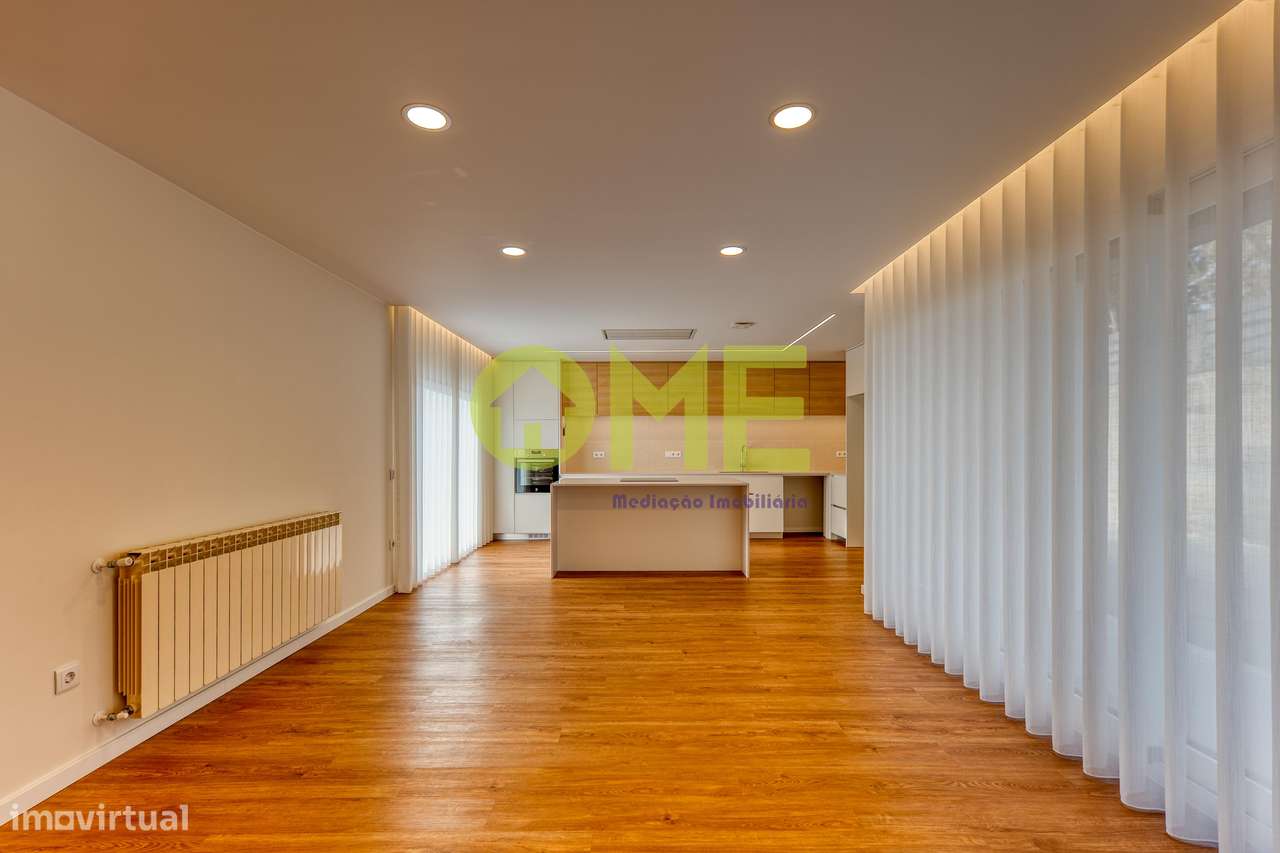 Moradia T3 à Venda em Localização Privilegiada-6