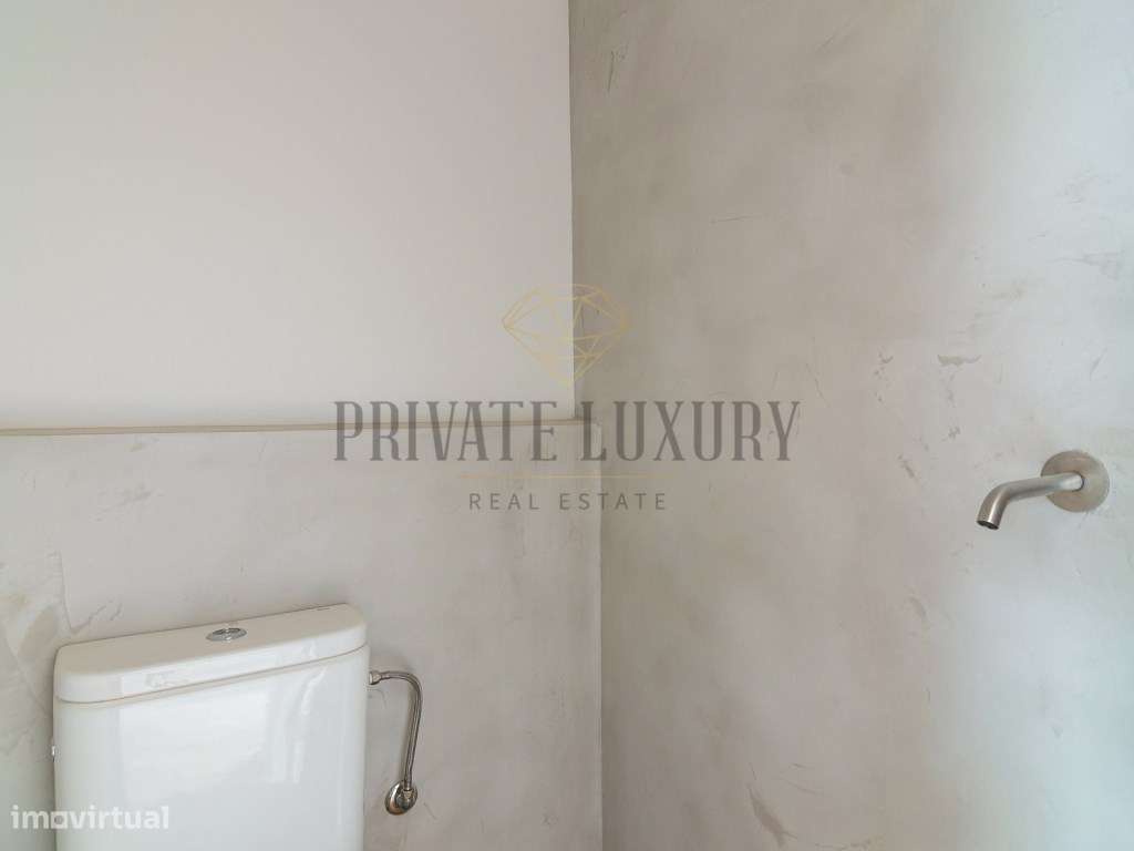 T3 Duplex Novo com Terraço junto à Praça da Alegria | Lisboa-33