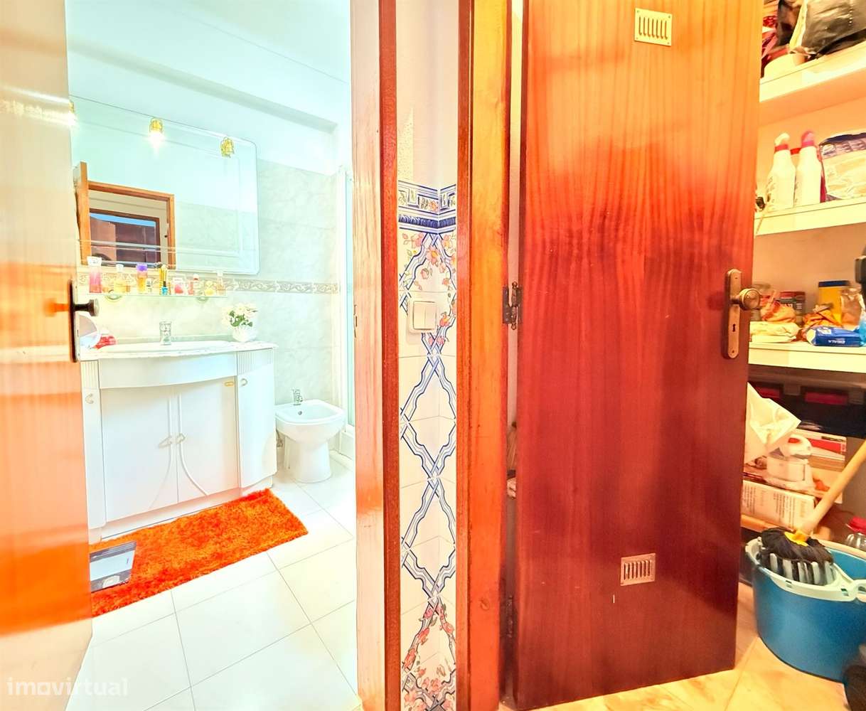 T3 na Moita — Conforto, Espaço e Localização Premium-11
