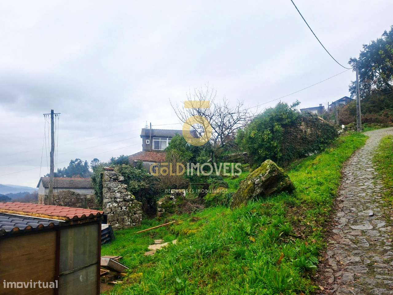 Moradia para Restaurar T0 Venda em São Cristóvão de Nogueira,Cinfães - Grande imagem: 4/5