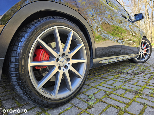 Mercedes-Benz GLA 45 AMG 4-Matic - 7