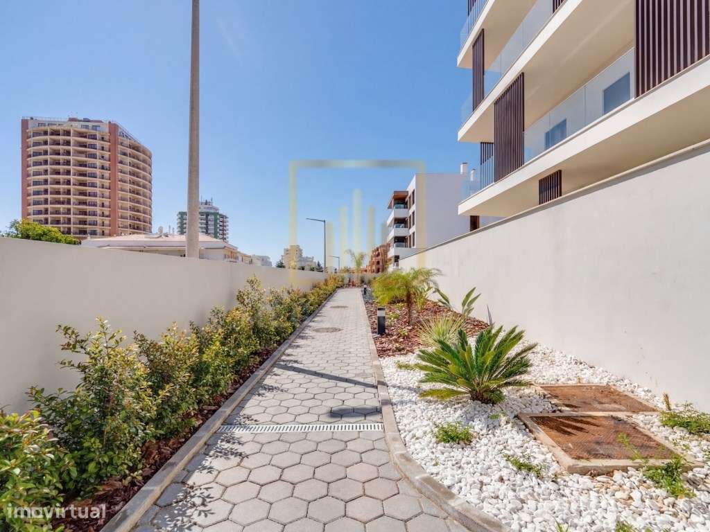 Fantástico T1, Novo, com 2 casas de banho, lugar de estacionamento ...-29