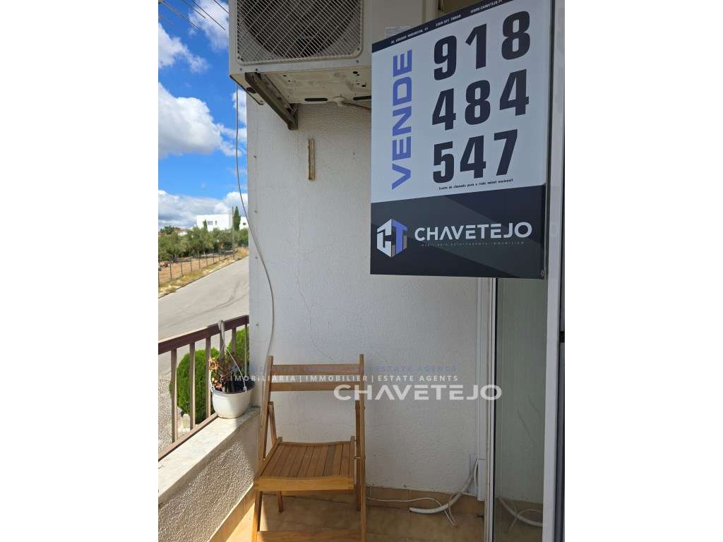 Apartamento T2 com garagem dupla e vista para o Castelo de Tomar-22