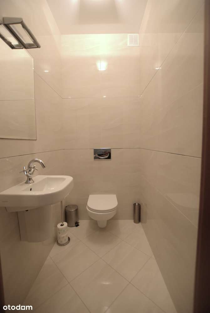 Środkowy segment w pięknej zielonej okolicy, Baranówek-17