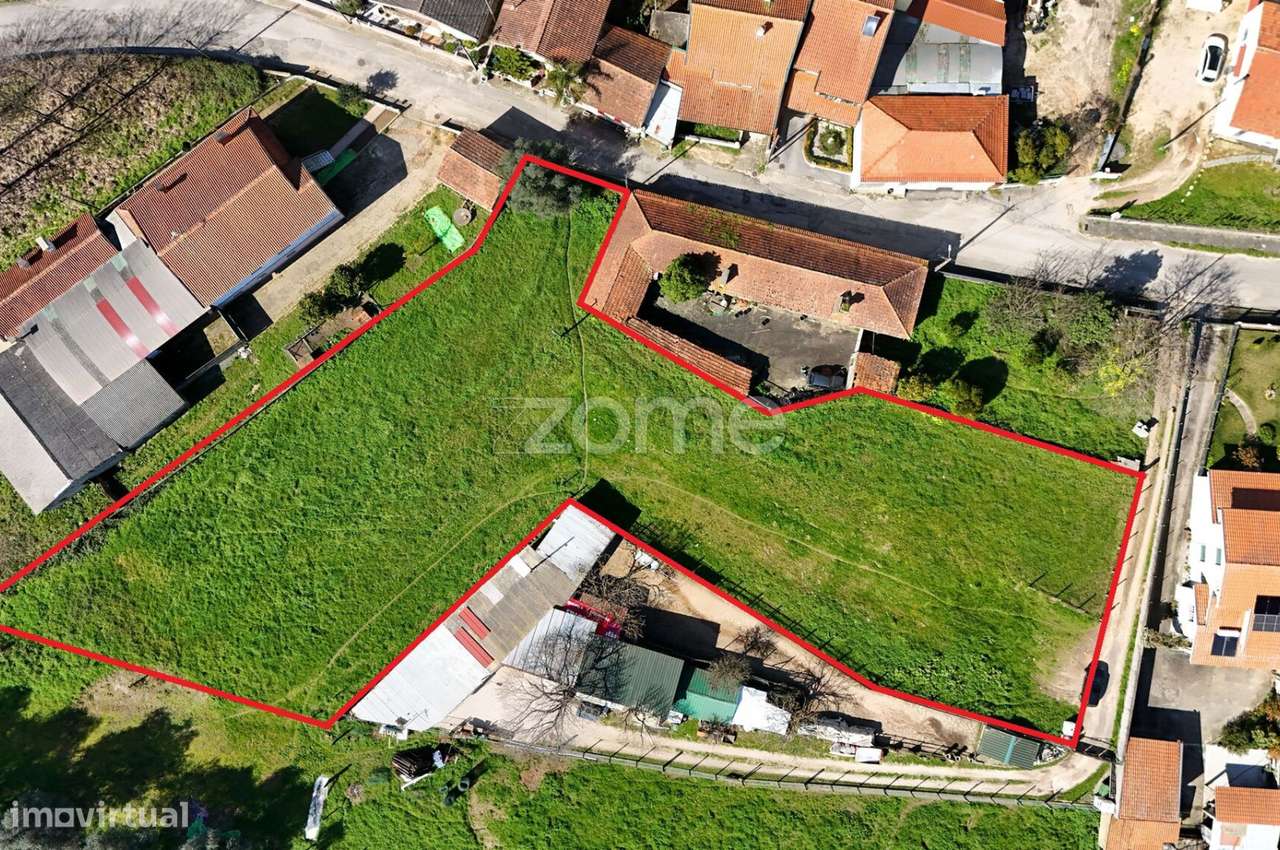 Terreno Urbanizável em Vila Verde – Excelente Localização-5