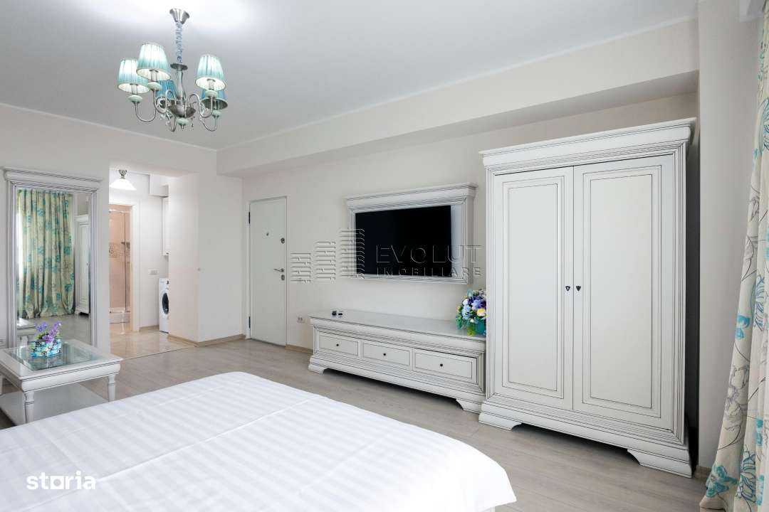 Mamaia Central- apartament 3 camere frontal lac-8