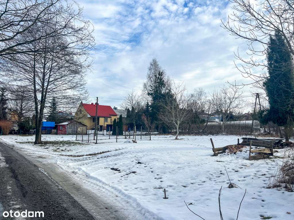 Działka 700m2 z mediami | Jasionka-1