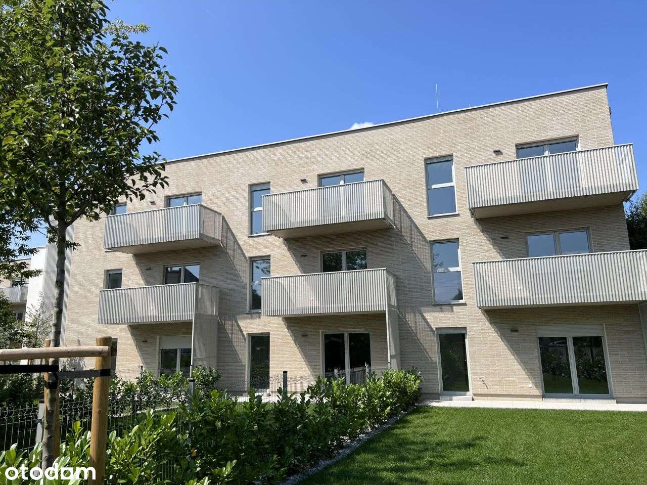Antoninek, Poznań – 44 m², gotowy budynek!-0