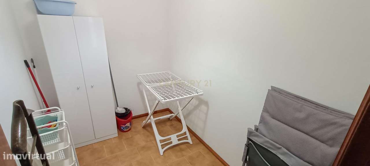 Apartamento T2 com Vista Mar | Último Piso | Tamargueira, Buarcos – Fi-8