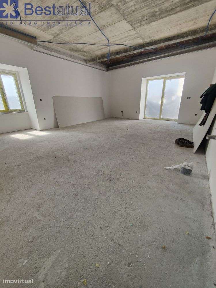 Moradias Bifamiliar - Acab. de Qualidade - Avidos-21