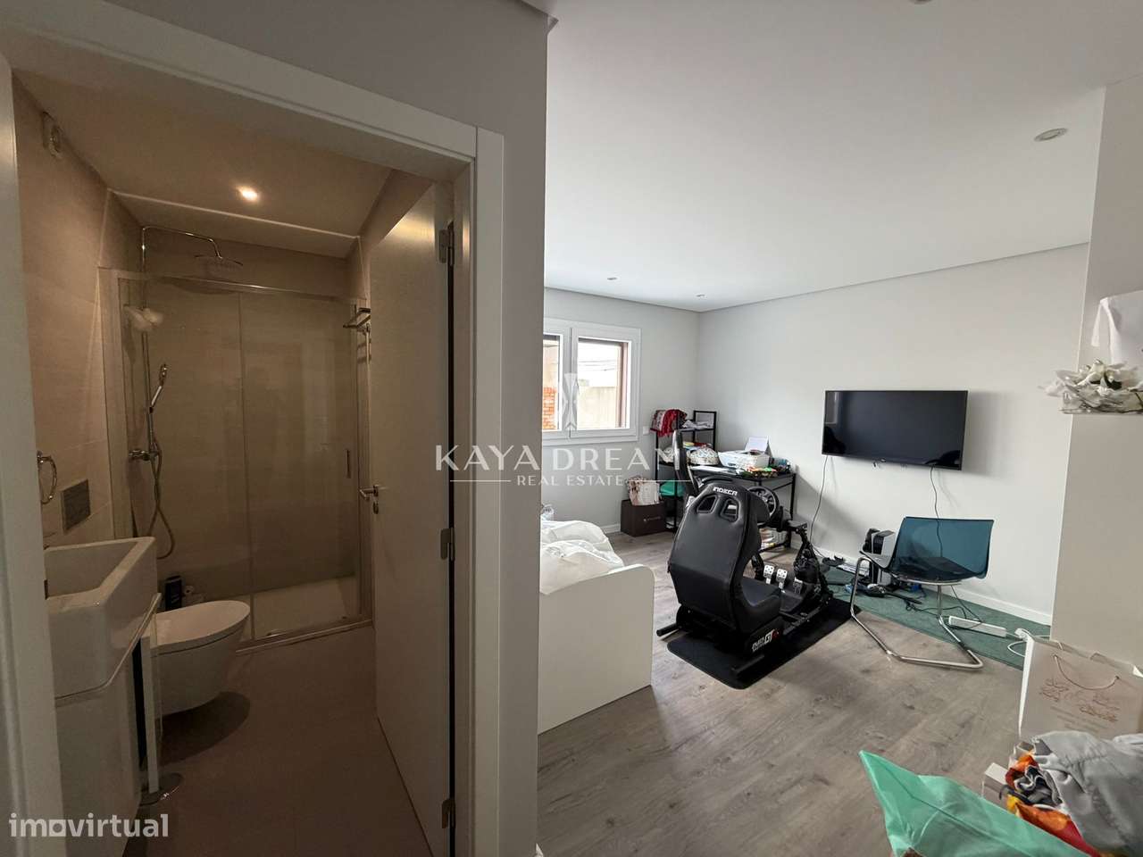 Moradia T5 Semi-Nova em Famões, Odivelas a 5 mint do Strada Outlet-28