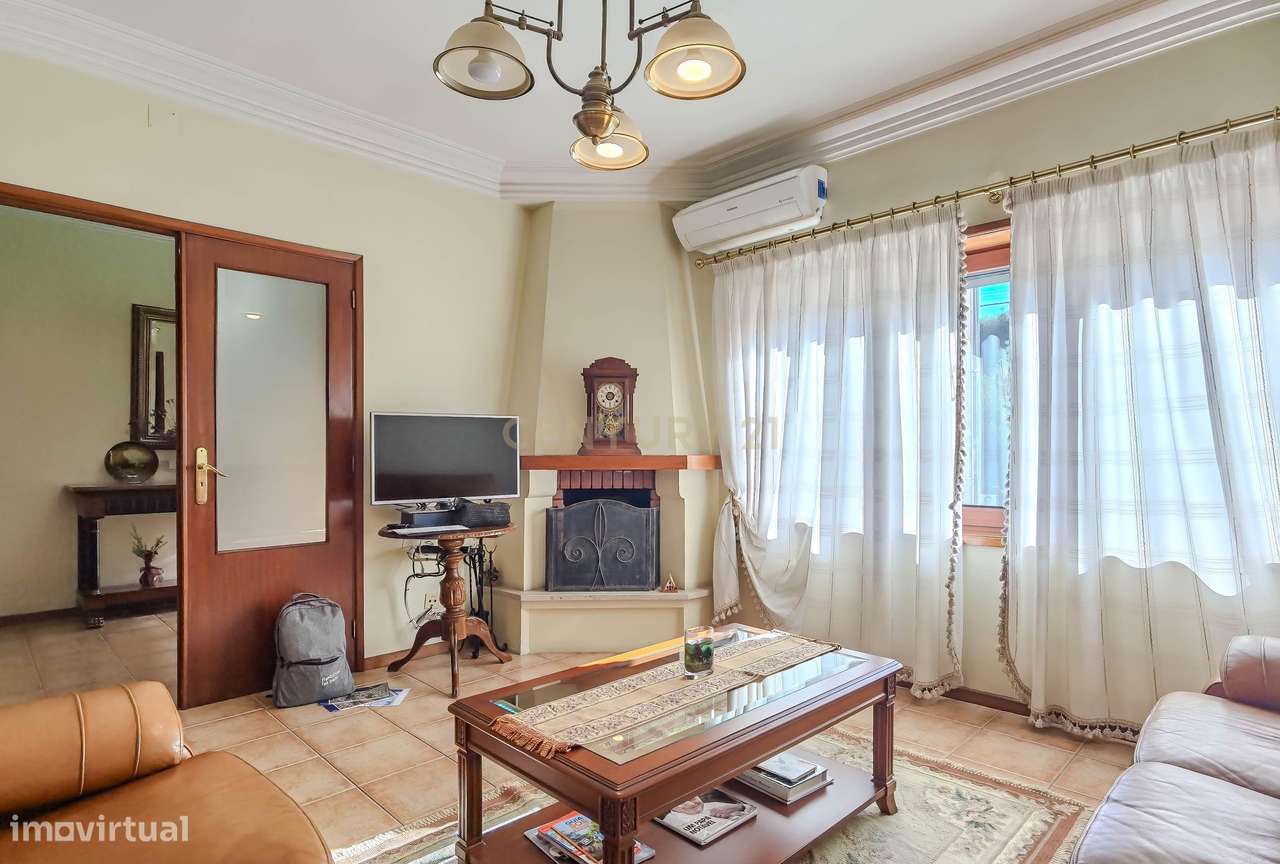 Espetacular Moradia T4 em Gondomar com Jardim e Garagem - Grande imagem: 5/43