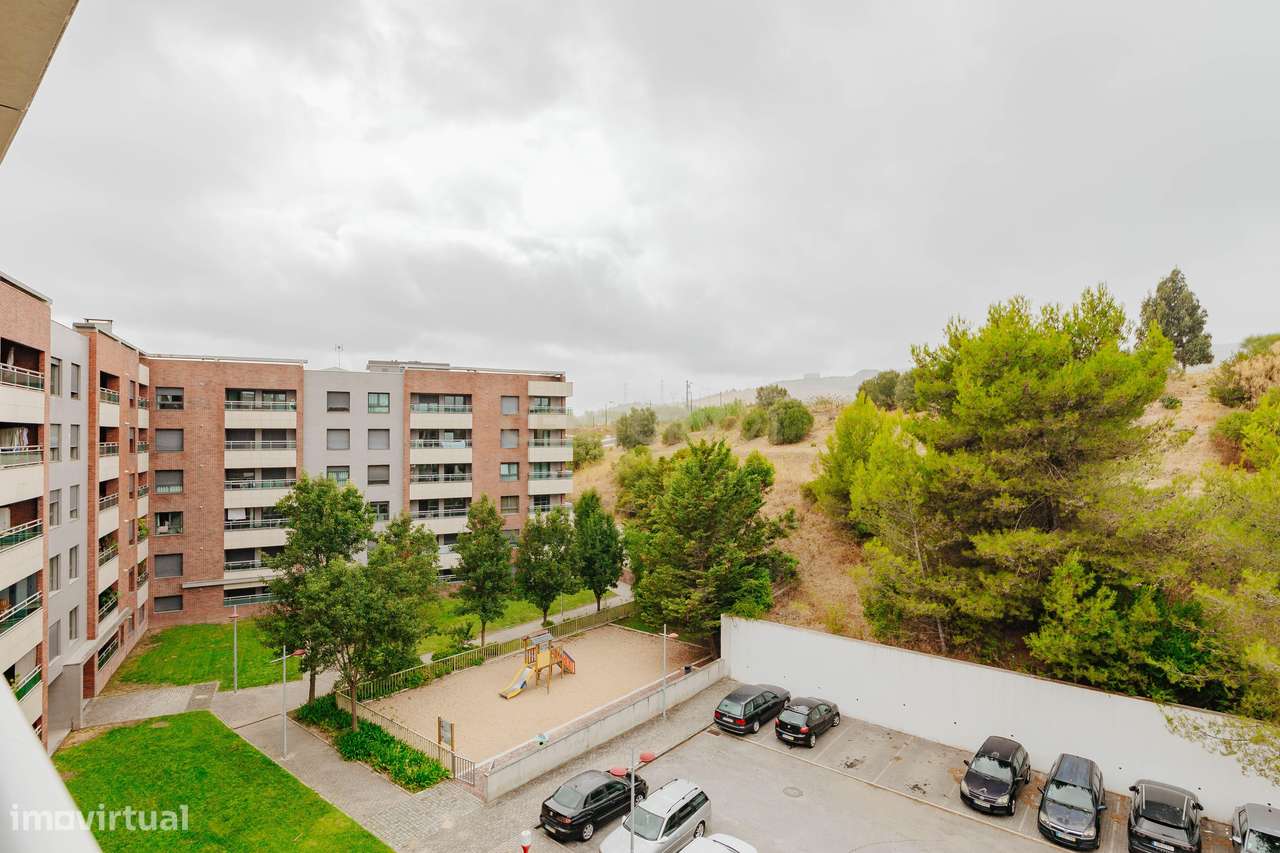 Apartamento T2 com Box Privativa, Urbanização Malvarosa, Alverca do Ri - Grande imagem: 5/48