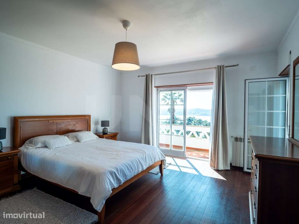 Moradia T3 com Garagem, Piscina e Vista Deslumbrante sobre a Lagoa ...-10