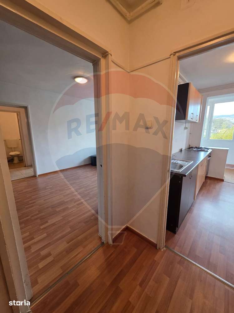 Apartament de vanzare - str. Govora, Medias-6