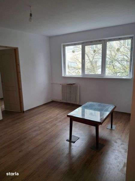 Vand apartament 3 camere confort 2 nedecomandat - Imagine principală: 5/7
