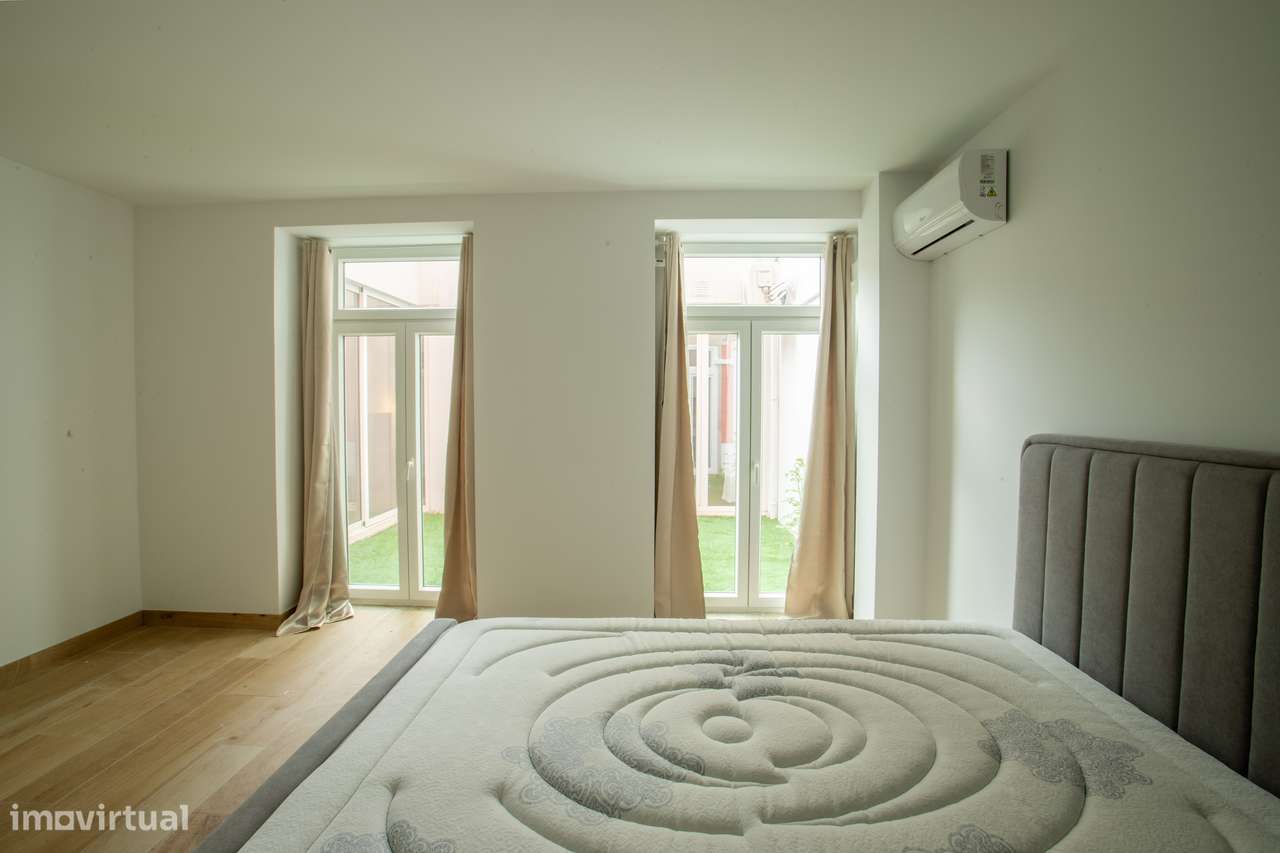 +6% Yield | Luxury Garden T2 no Centro Histórico do Porto – 107m²-13