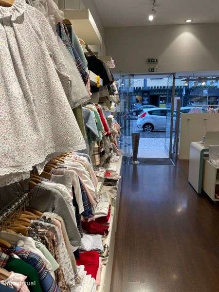 Trespasse de Loja de Roupas – Aveiro Centro - Grande imagem: 4/12