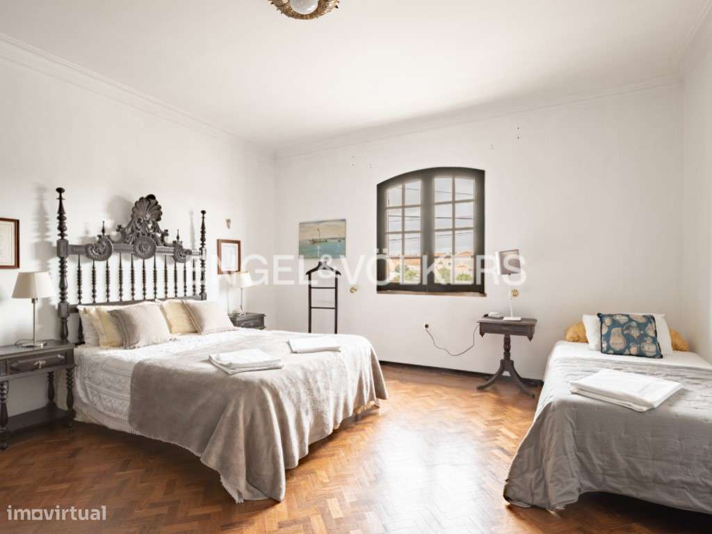 Excelente moradia T6 com AL situada no centro de Almeirim-13