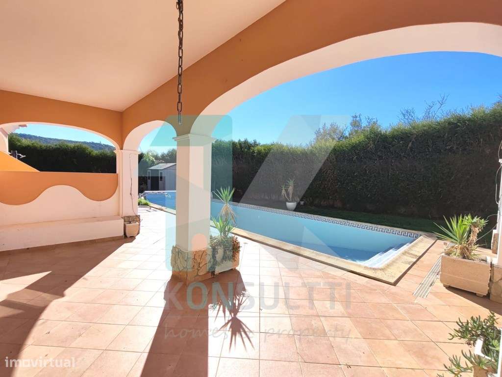 Moradia Isolada de Luxo com Piscina e Terreno de 1000 m² - Praia da... - Grande imagem: 5/59