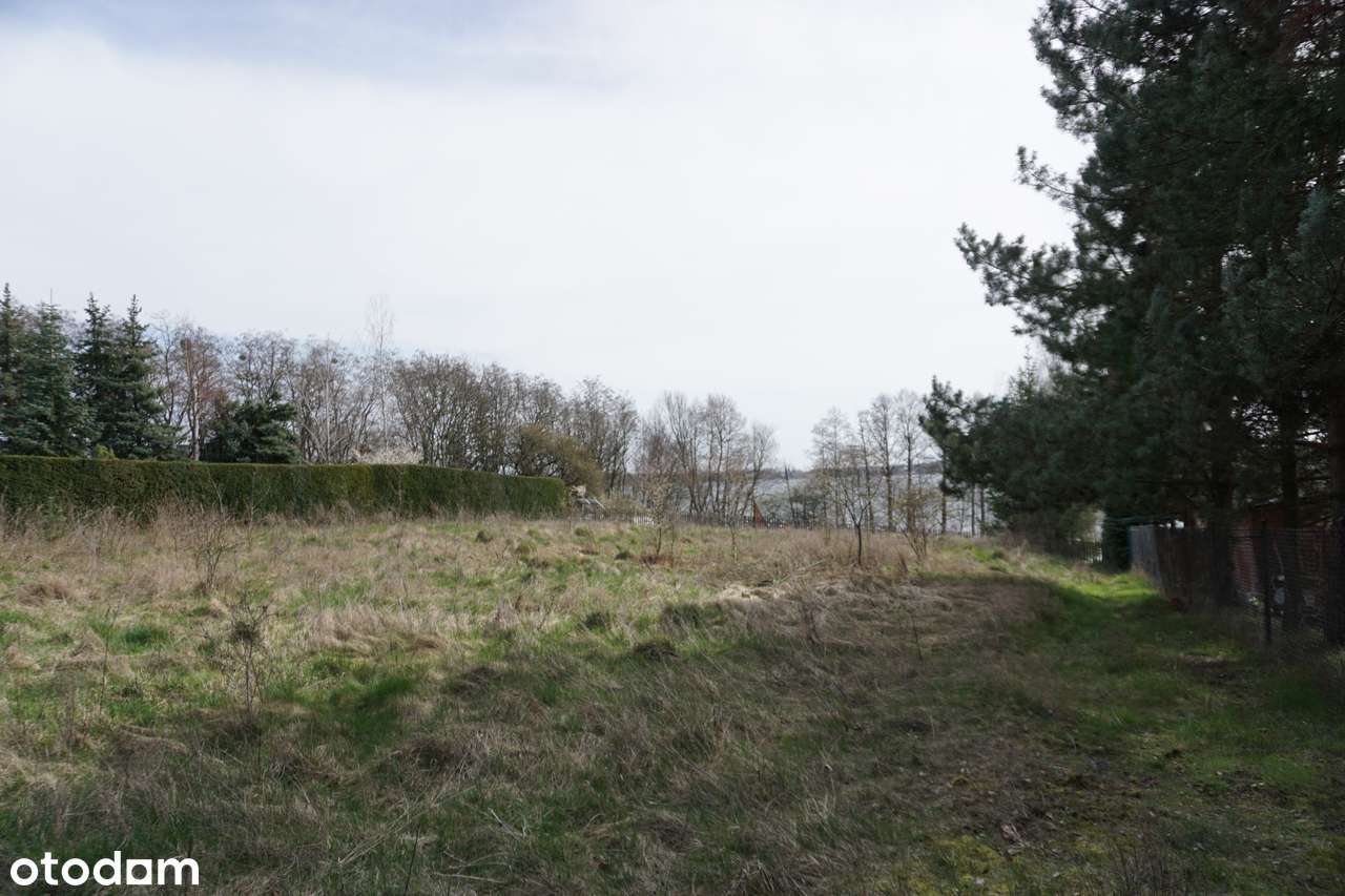Urokliwa działka z domkiem położona nad jeziorem Powidz Polanowo-7
