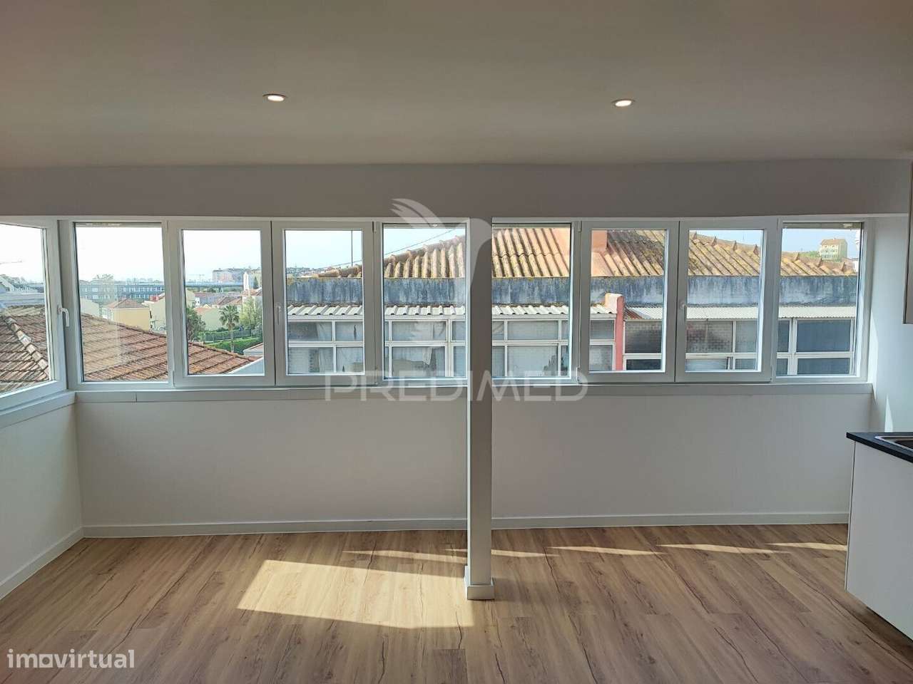 Apartamento T2 em Camarate - Grande imagem: 5/11