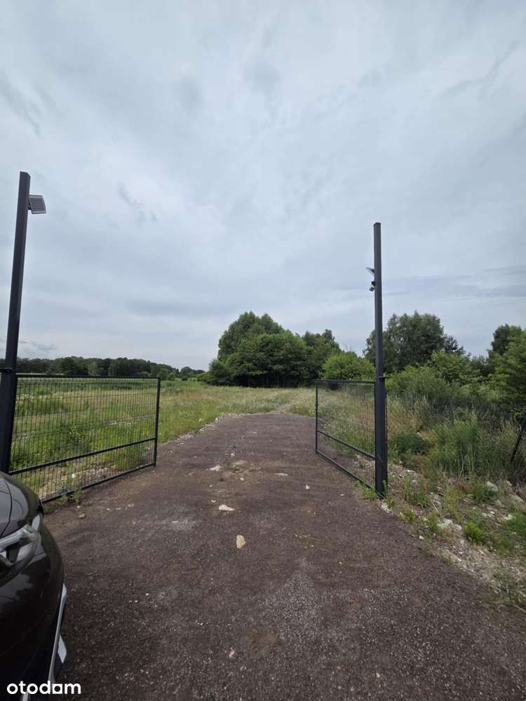 Działka Ożarowice idealna na parking lub innePyrzowice 3000m2ogrodzona-12
