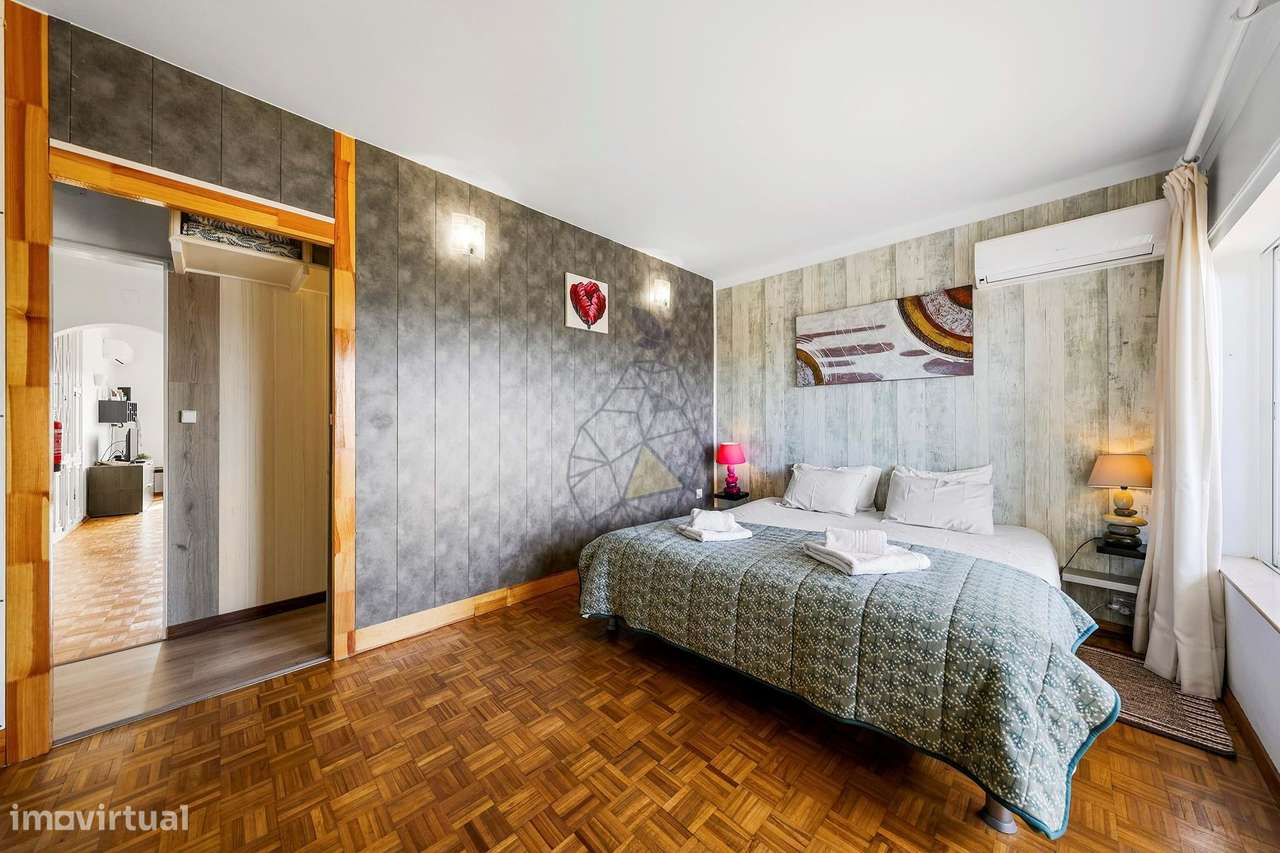 Apartamento T1  com Garagem e Piscina  no Coração da Praia da Rocha-37