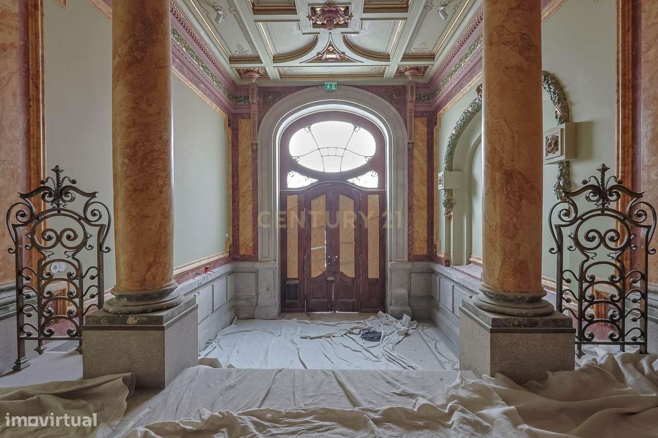 T1 no Palácio Bijou centro histórico do Porto com lugar de garagem - Grande imagem: 4/31