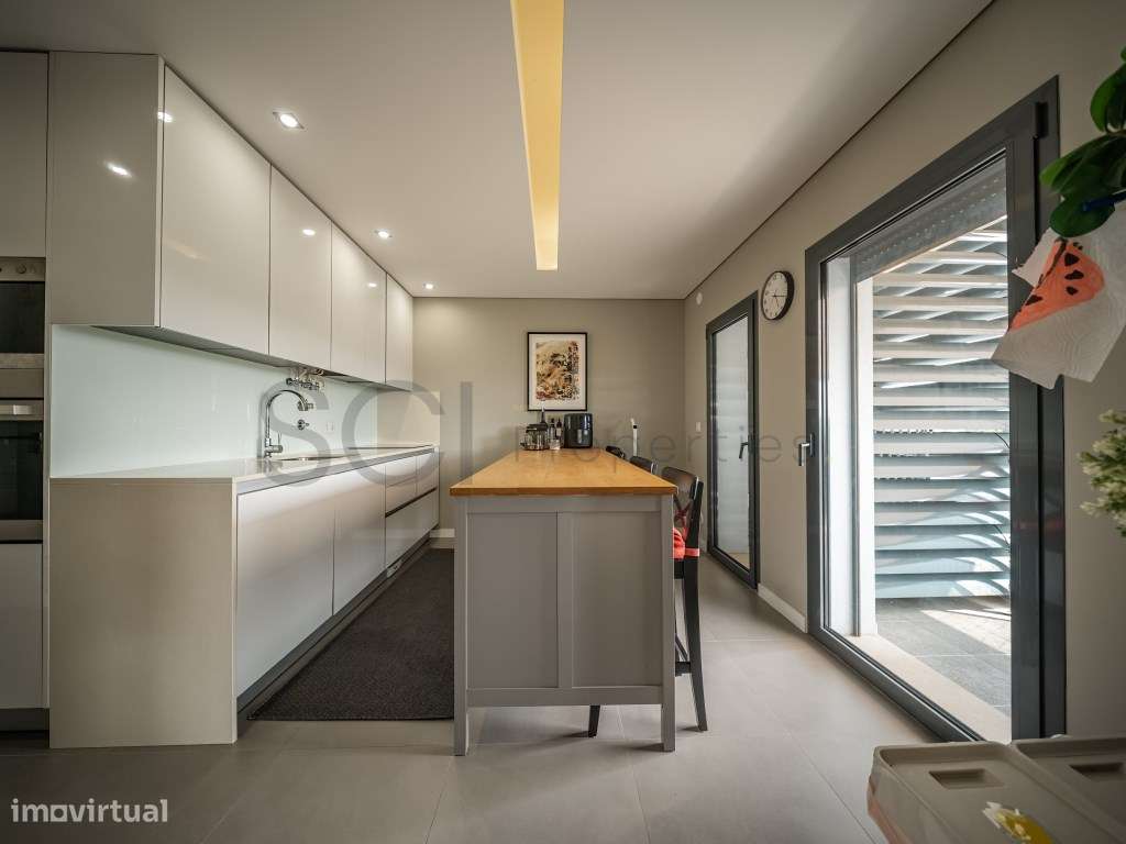 Apartamento Duplex T3+2 Parque Luso Box para Duas Viaturas-7