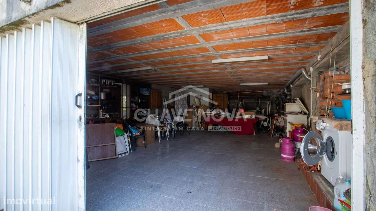 Moradia V4 , em Santo Isidoro – Marco de Canaveses-28