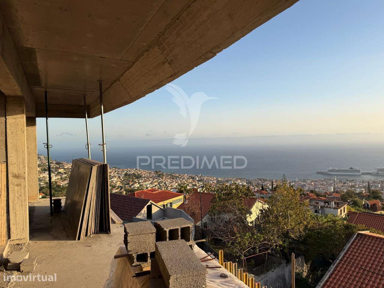 Moradia T3 Funchal na Ilha da Madeira - Grande imagem: 5/30