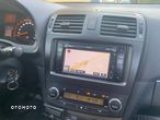 Toyota Avensis 1.8 Sol NAVI - 24