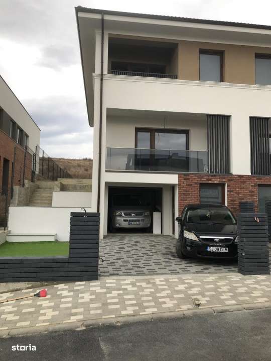 Duplex semifinisat cu Garaj Voronet . - Imagine principală: 4/7