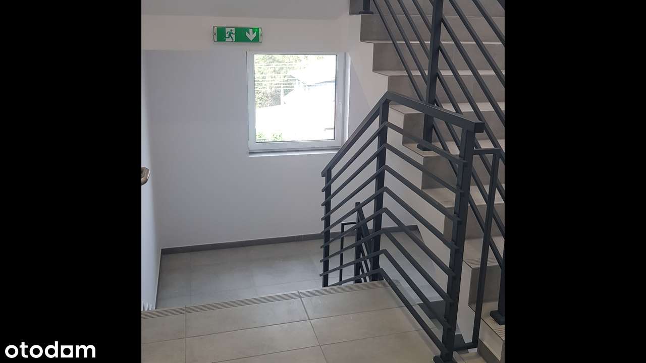 Mieszkanie 2 pokoje, balkon w Centrum Łomianek, winda - Pełny obrazek: 4/8