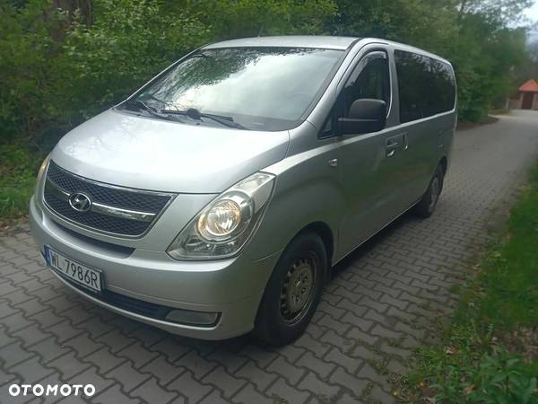 Hyundai H-1 Starex - 5