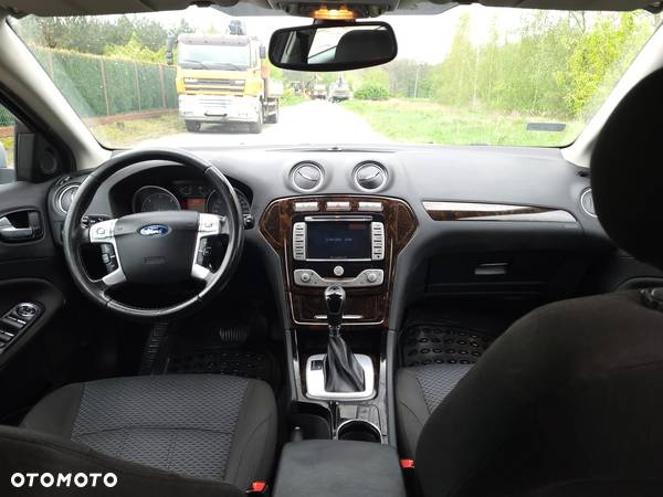 Ford Mondeo 2.0 TDCi Ghia - 3