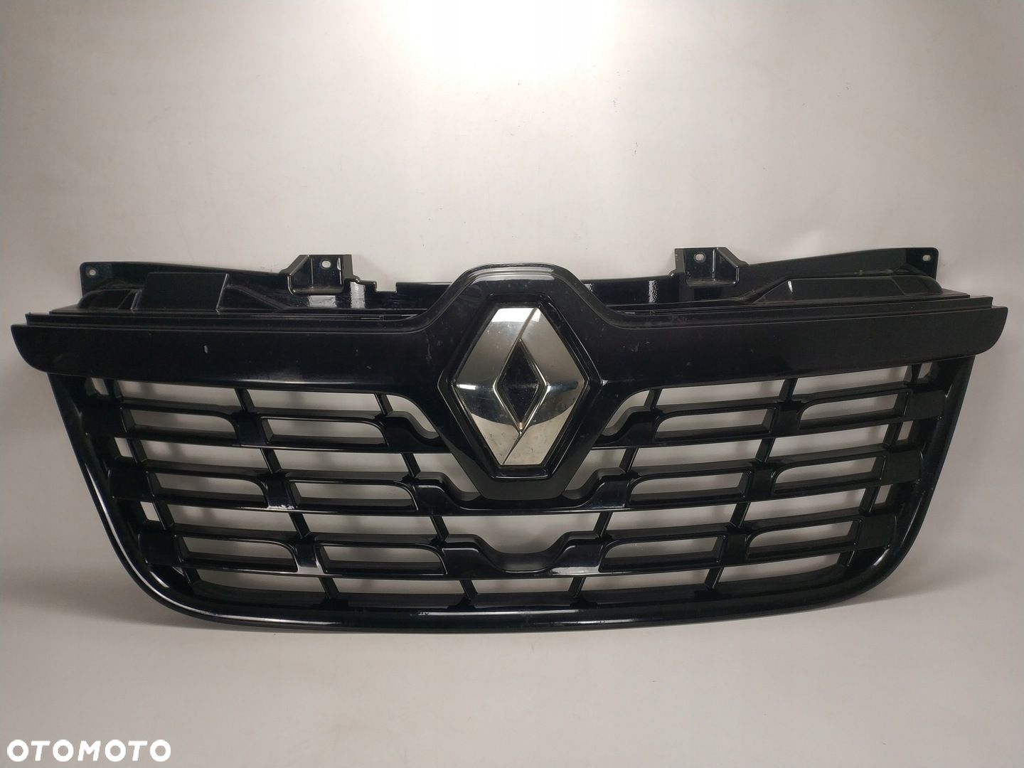 RENAULT MASTER III 3 LIFT grill atrapa emblemat - 1