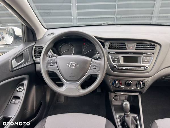 Hyundai i20 - 8