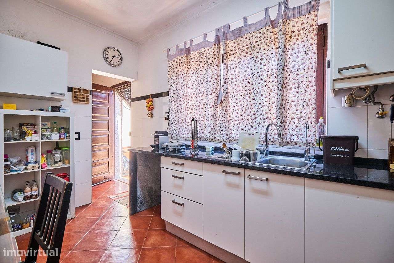 Moradia T5 com Piscina e Condomínio Fechado - Grande imagem: 4/43