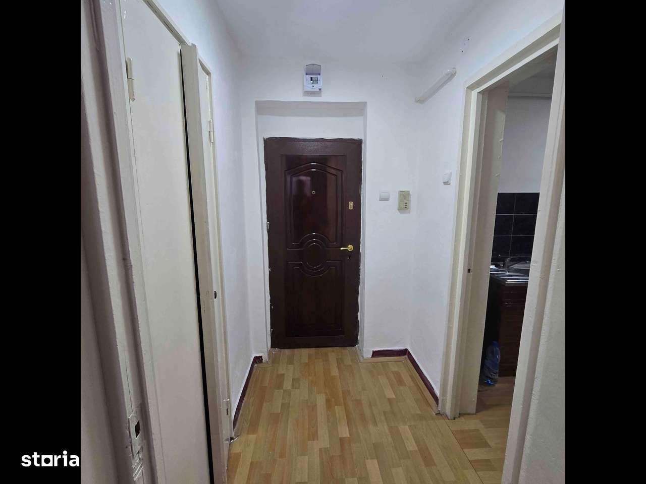 Apartament cu două camere Hunedoara. - Imagine principală: 3/7