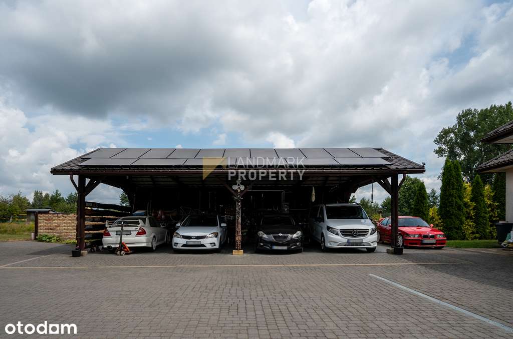 Piękny rodzinny dom w samym sercu Choroszczy-17