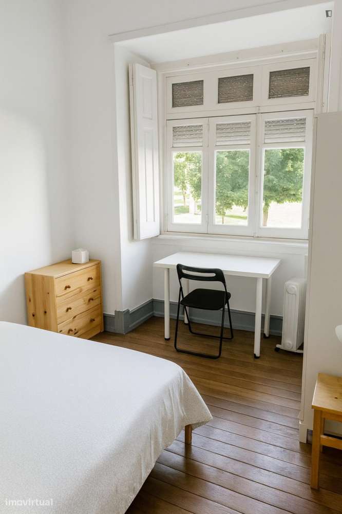 Quarto - localizado em Alameda Lisbon - Grande imagem: 4/10