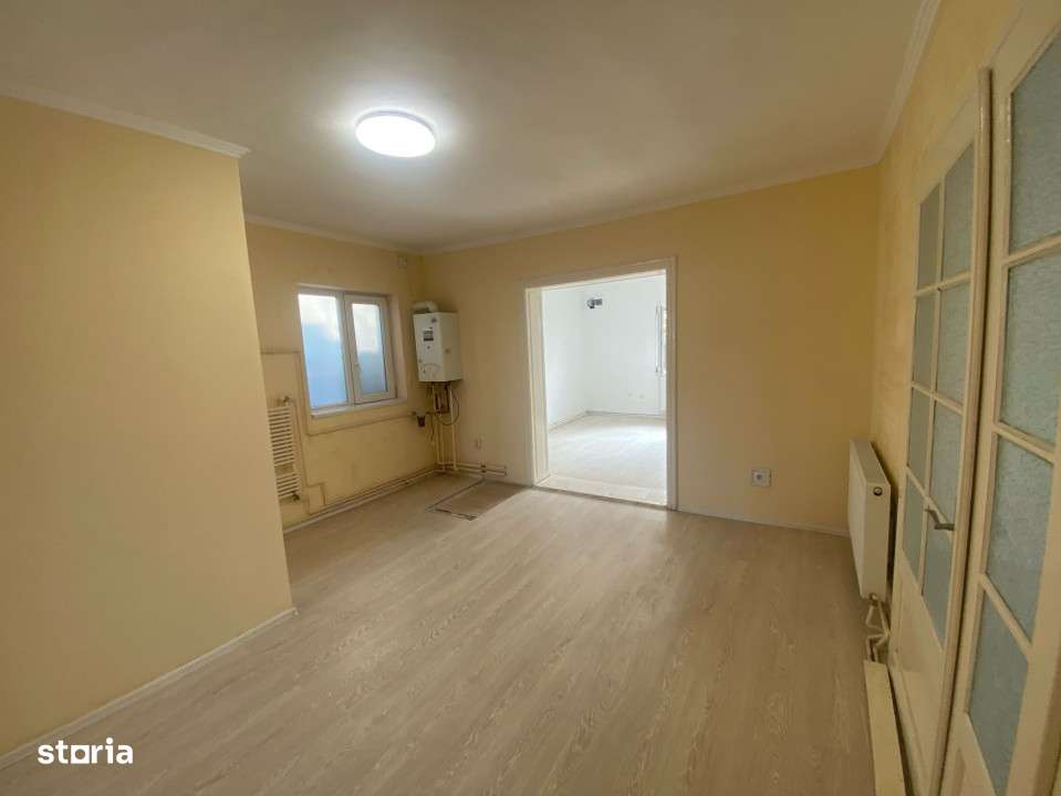 Casa in zona Calea Aradului, 2 camere, 60 mp utili, potrivit pt birour - Imagine principală: 4/9