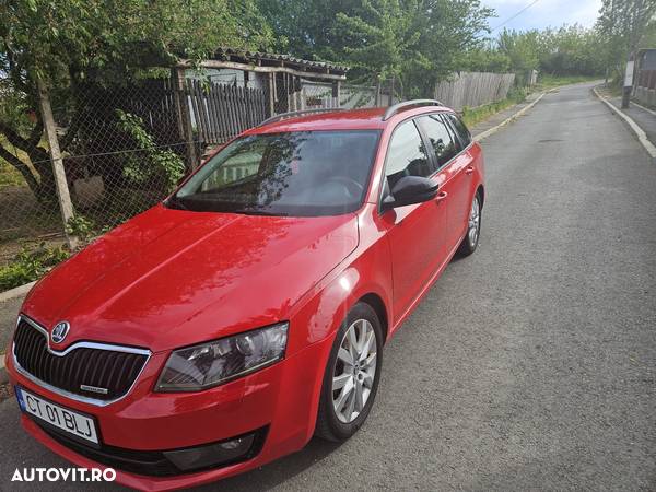 Skoda Octavia 1.6 TDI GREENLINE - 2