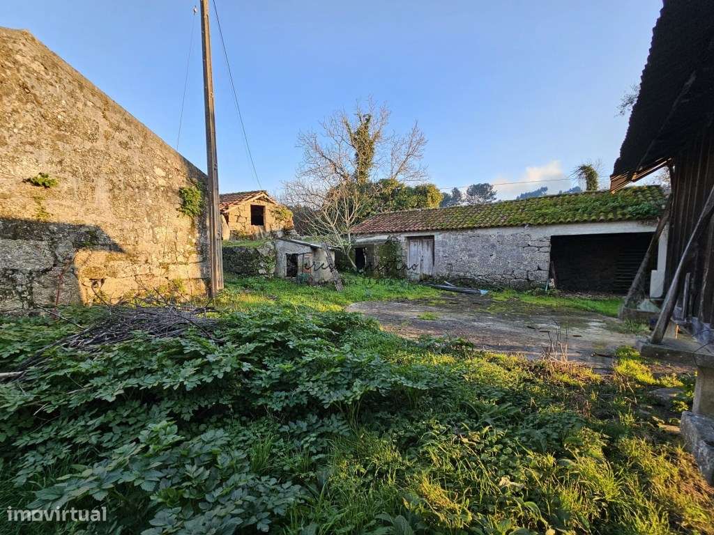 Moradia para Restauro | Gemieira , Ponte de Lima-6