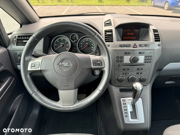 Opel Zafira 1.9 CDTI Automatik Edition - 1