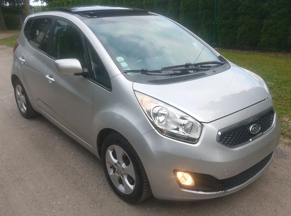 Kia Venga 1.6 CRDi 128 ISG Dream Team Edition 2011