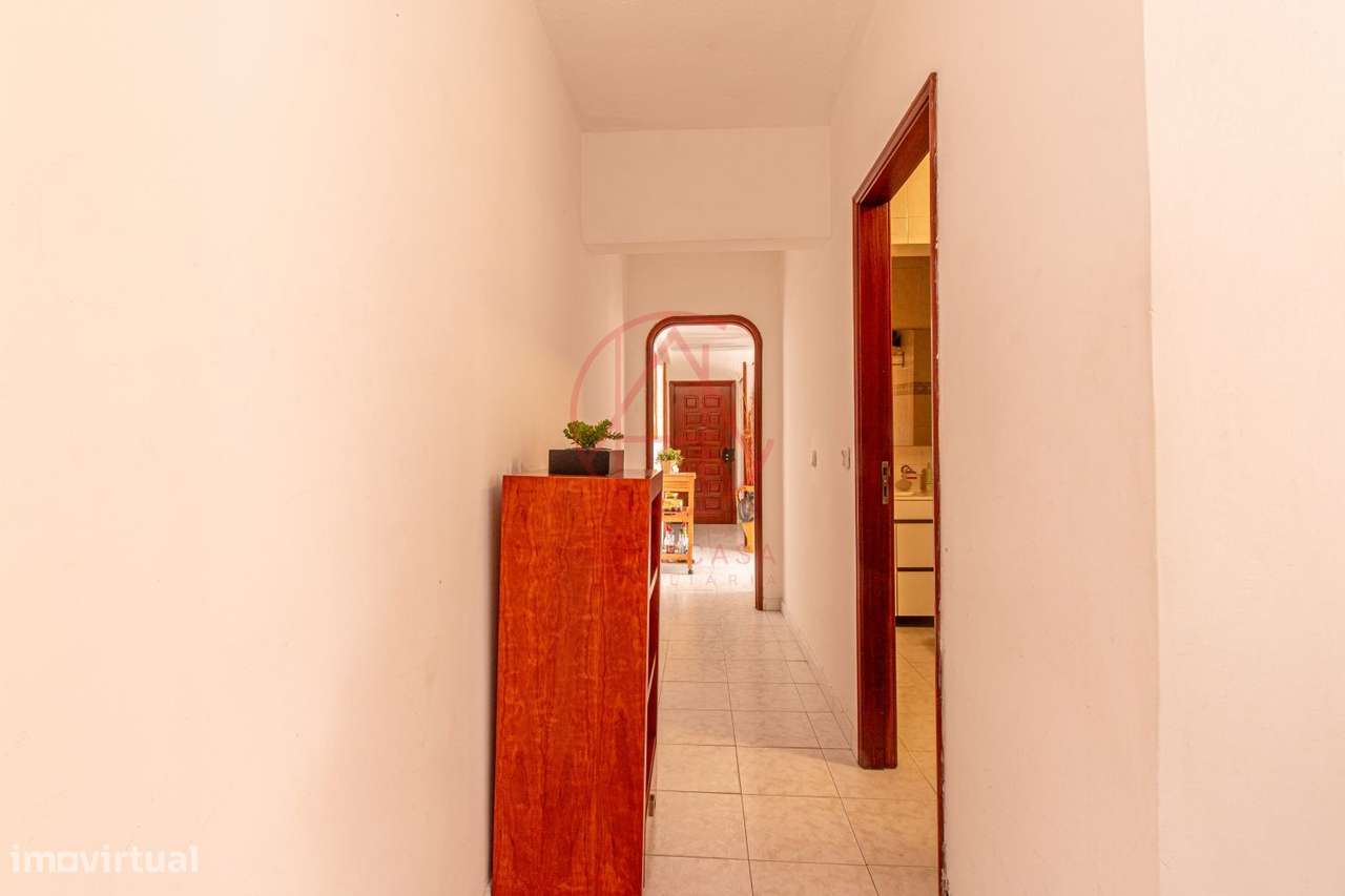 APARTAMENTO T3 1º andar c/ elevador - Sto Antonio da Charneca-29
