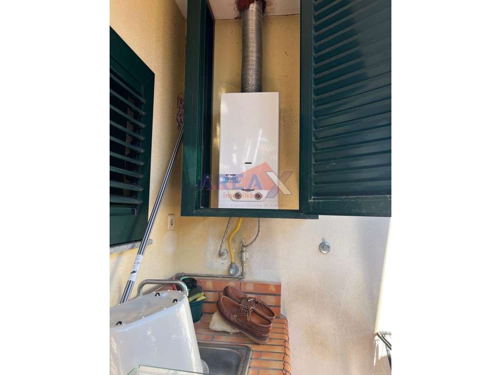 Moradia Geminada T3 em Vila de Cucujães-37